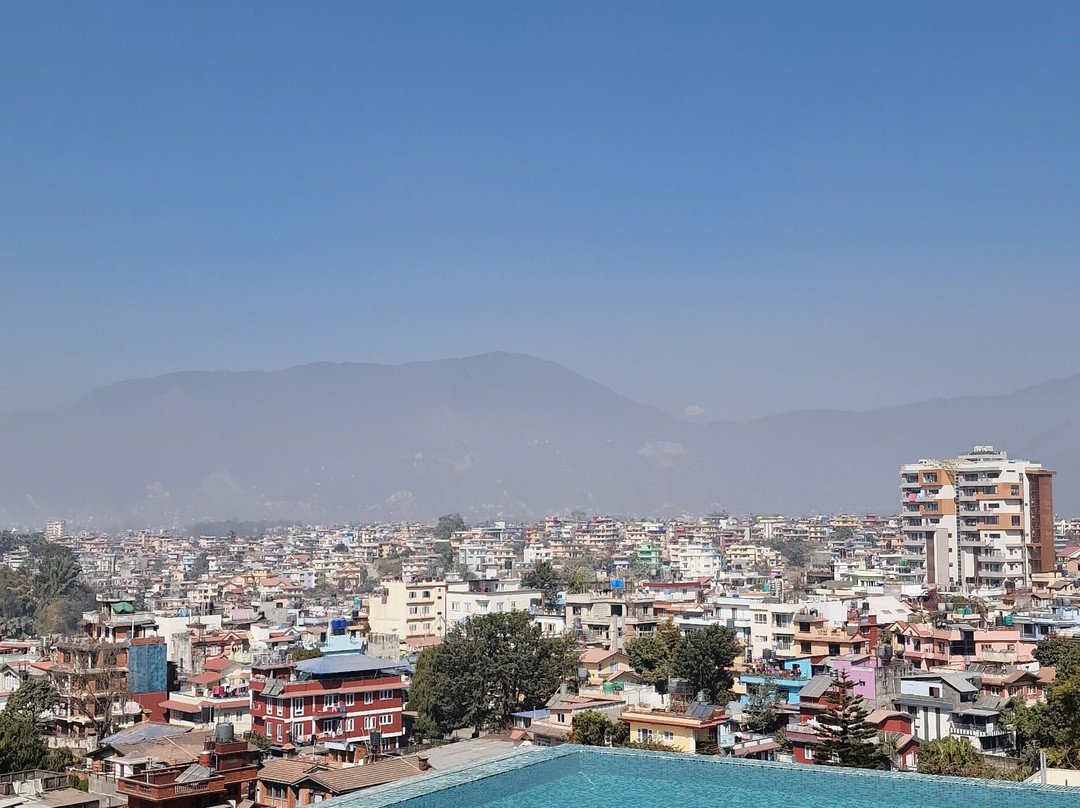 香巴拉酒店主图