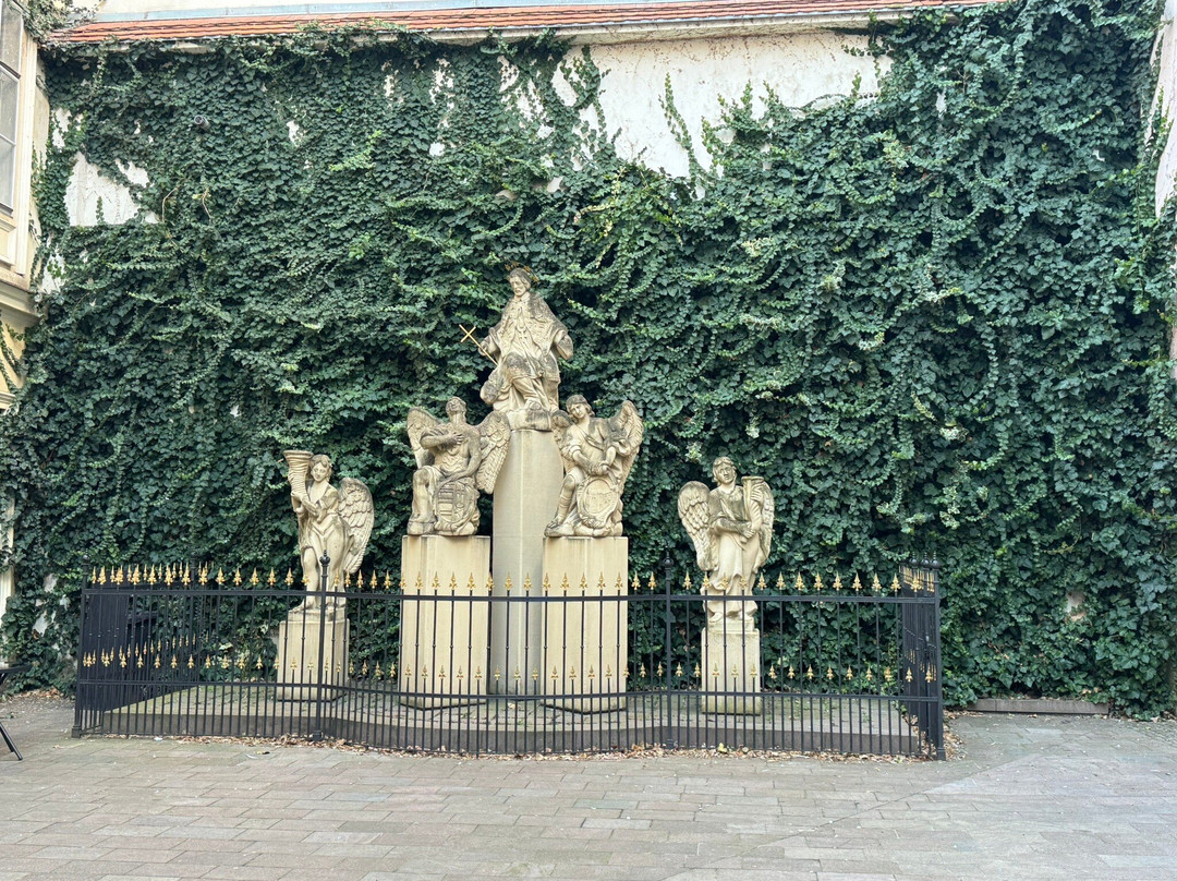 Primates' Palace-布拉迪斯拉发必去景点