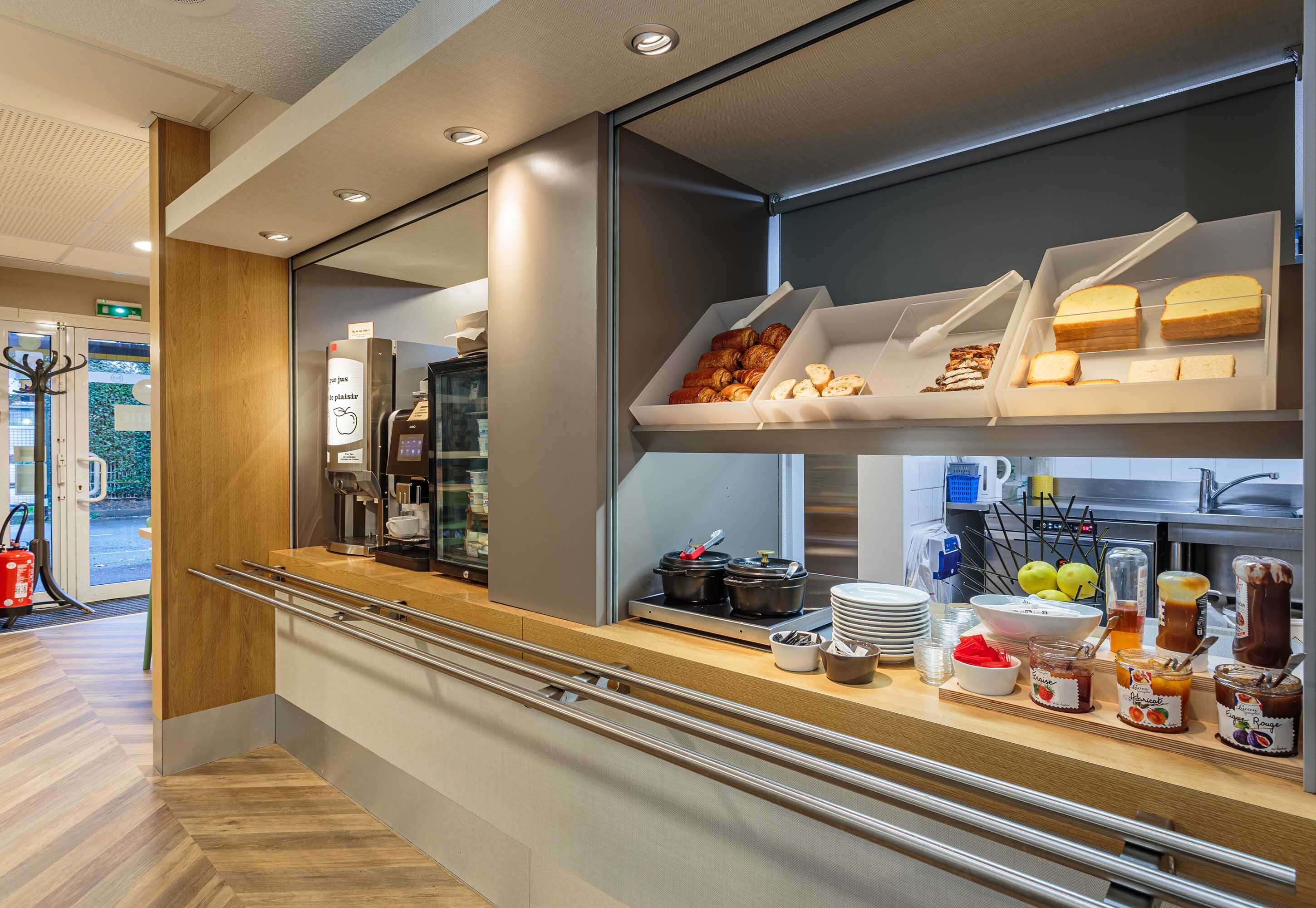 B&B HOTEL Bayonne-餐饮