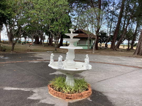 Ban Nam Khem Tsunami Memorial Park-Bang Muang必去景点