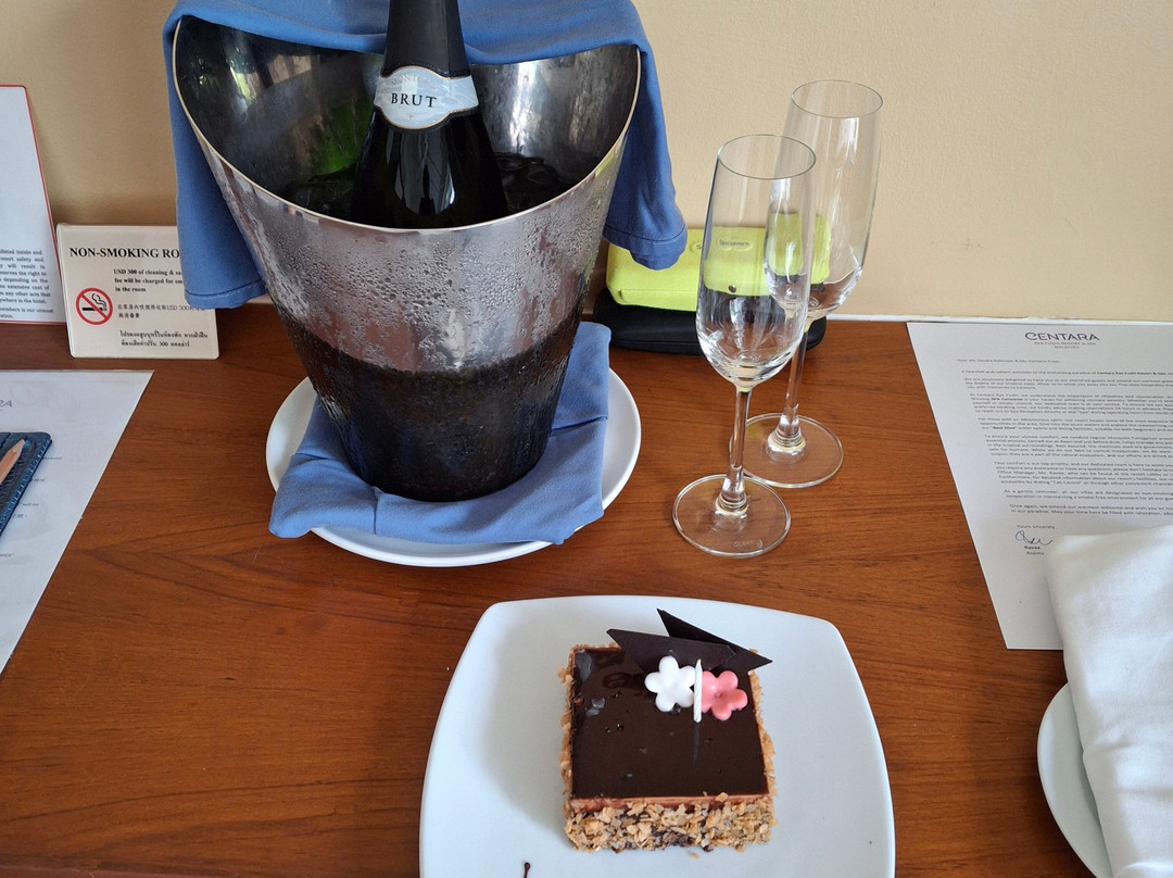 马尔代夫桑塔拉拉斯富士度假酒店主图