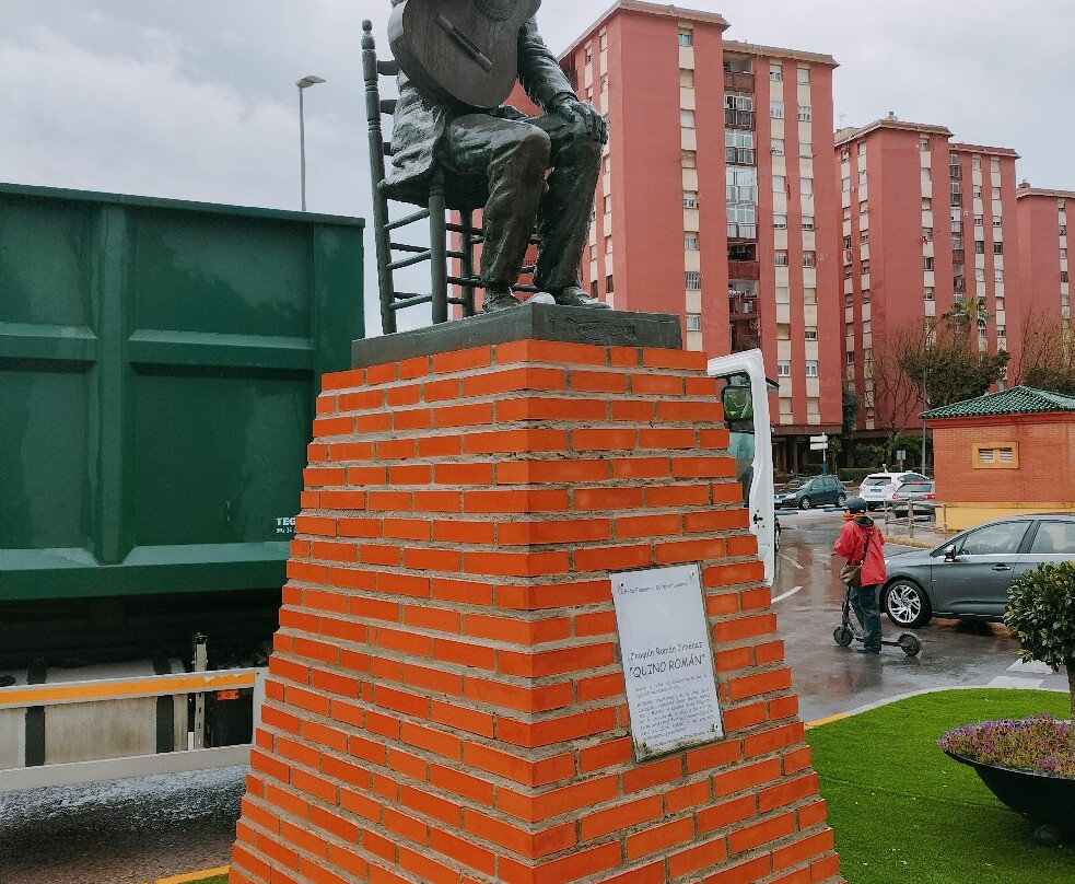 Jauquin Roman Jimenez Statue-拉利内阿必去景点