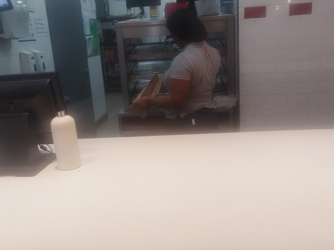 KFC Total Petroport N2 East