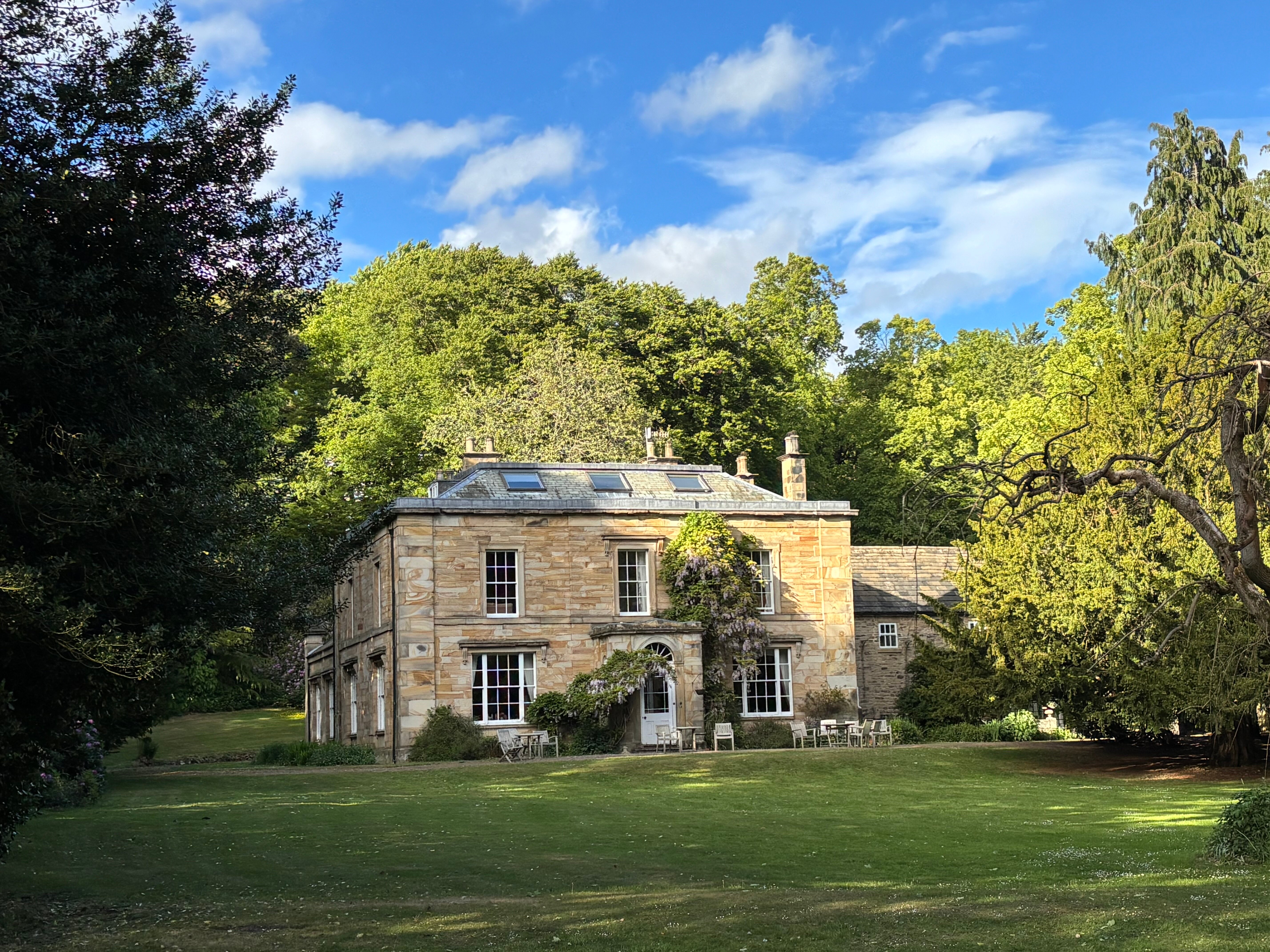 Burnhopeside Hall-官方