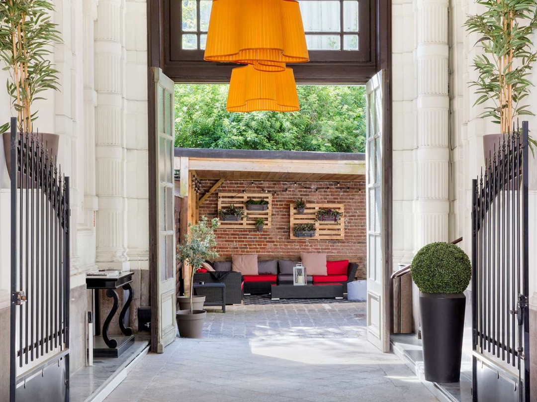 贝斯特韦斯特格兰德帕莱温泉酒店主图