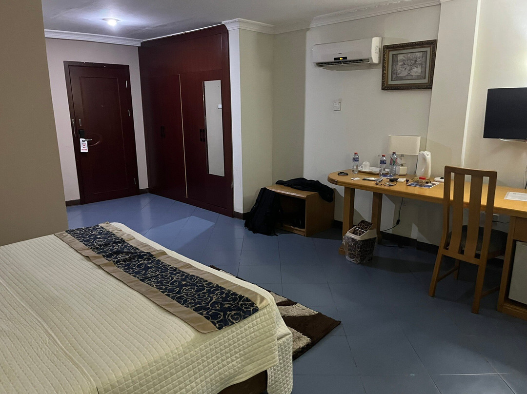 Erata Hotel主图