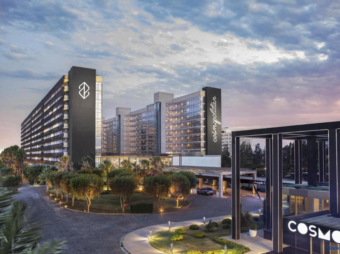 Cosmos Health Center by Medworld
