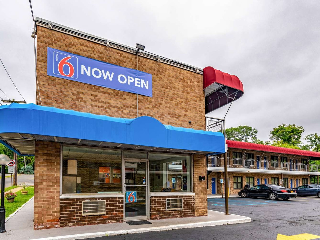 Sleepy Hollow酒店住宿-Motel 6 Elmsford, NY - White Plains