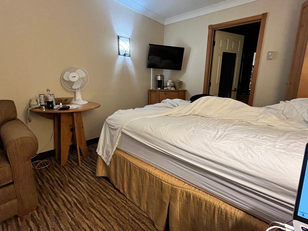 路易斯湖酒店 主图