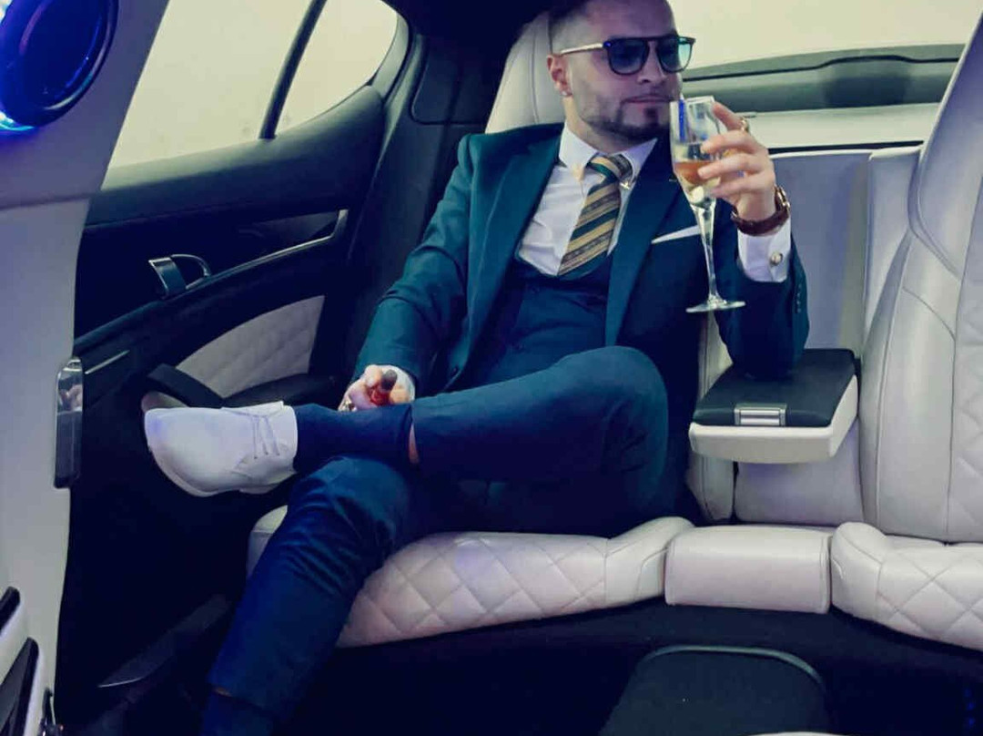 Limoeventos-波瓦－迪瓦尔津必去景点