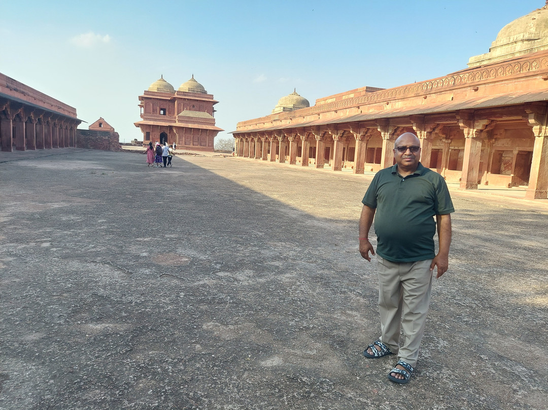 Lower Haramsara-法塔赫布尔西格里必去景点