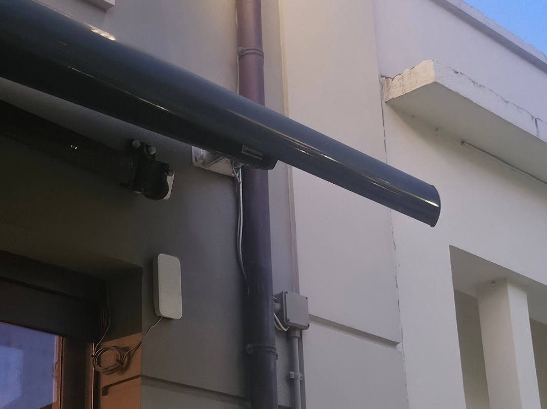 Bee's Knees the Bar-阿尔戈斯托利翁必去景点