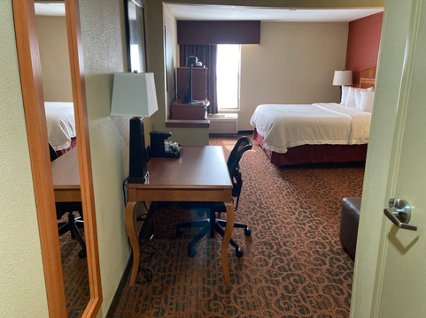 Hampton Inn By Hilton Wichita-east主图