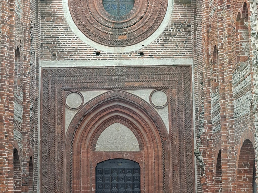 Abbazia Benedettina dei Santi Nazario e Celso-San Nazzaro Sesia必去景点
