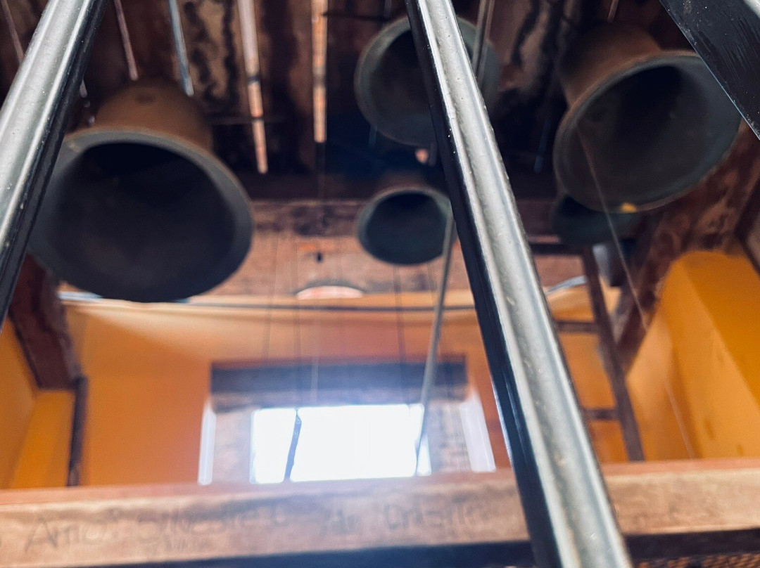 9 月24 日广场-圣克鲁斯省必去景点