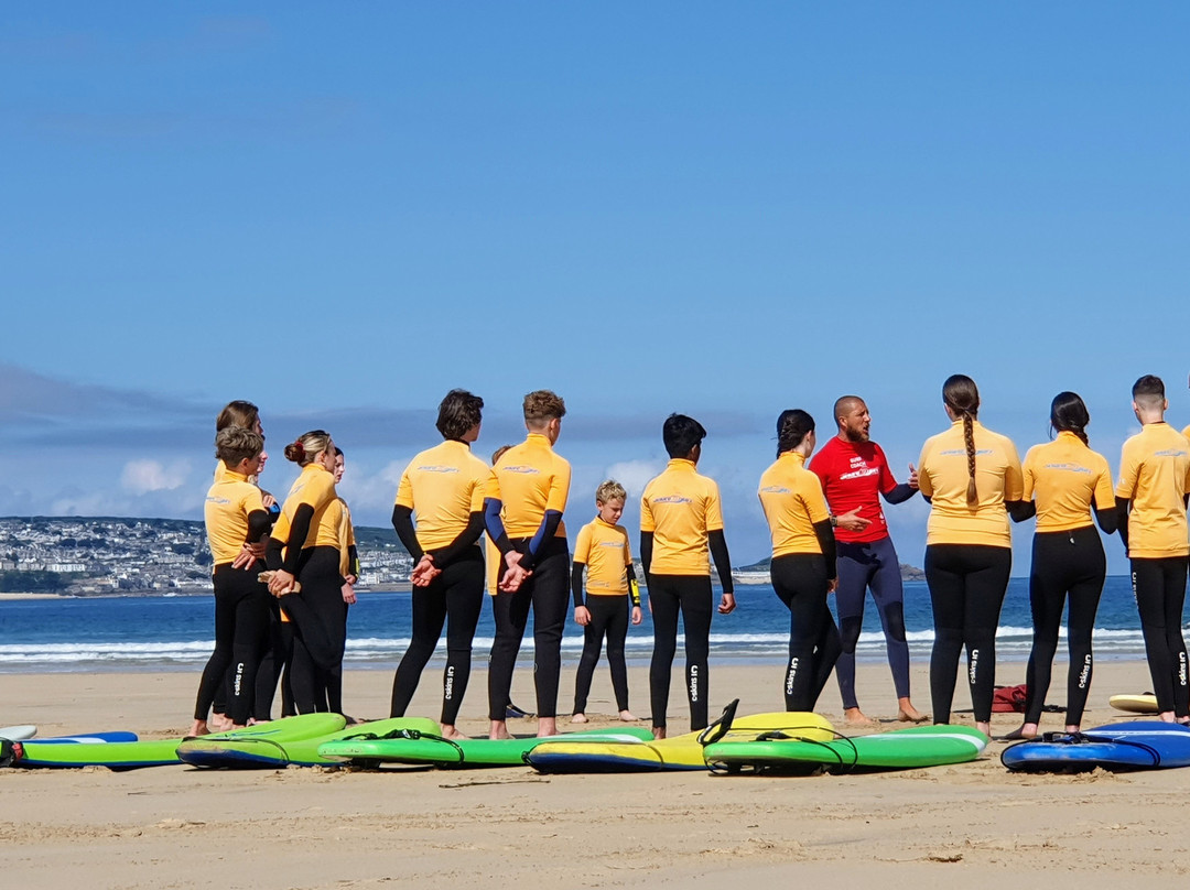 Shore Surf School-Hayle必去景点
