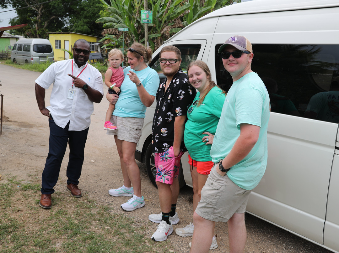 Byron's Jamaica Tours-蒙特戈贝必去景点