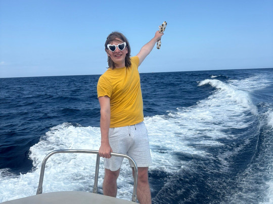 Holls Boat Charter-卡拉多尔必去景点