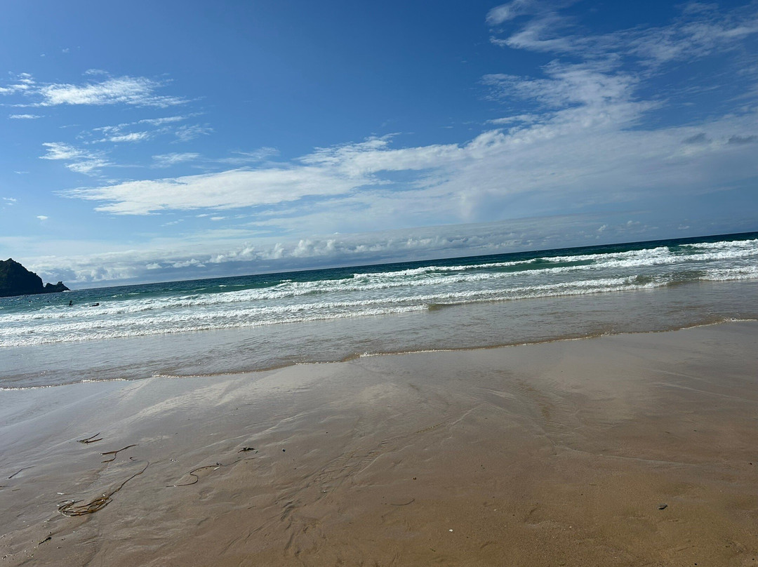 Holywell Bay Beach-纽奎必去景点