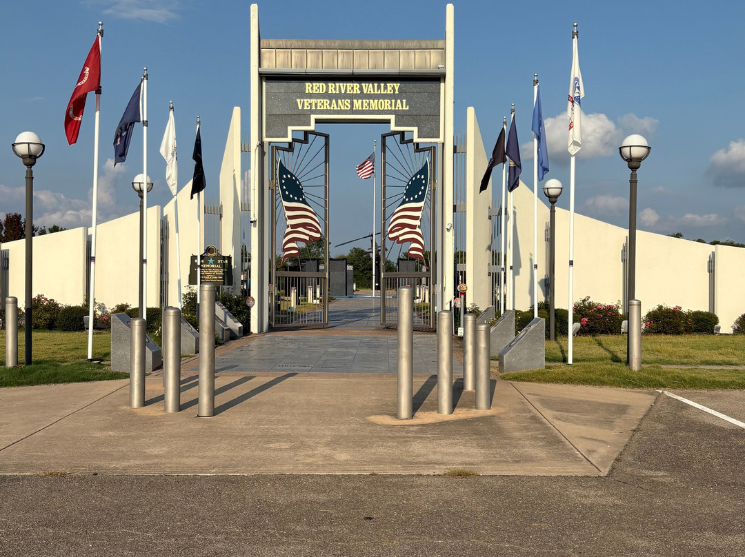Red River Valley Veterans Memorial Museum-巴黎必去景点