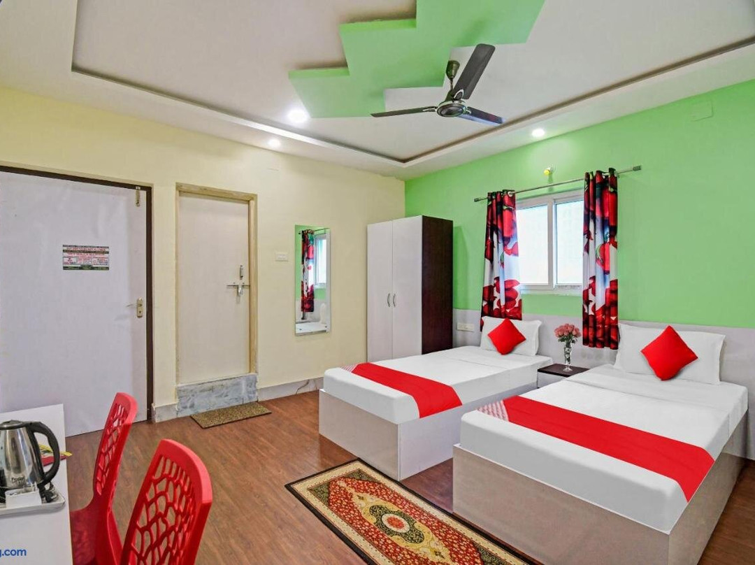 Oyo Flagship Hotel Greenmoods