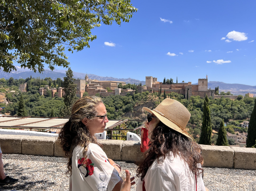 Guía Granada - Dara Cabrera Vega-格拉纳达必去景点