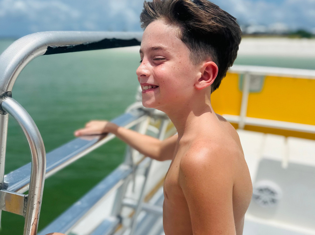 Adventures in Paradise Fort Myers Beach-迈尔斯堡海滩必去景点