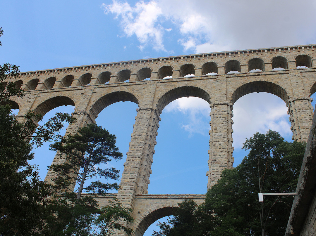 水渠大拱桥-Ventabren必去景点