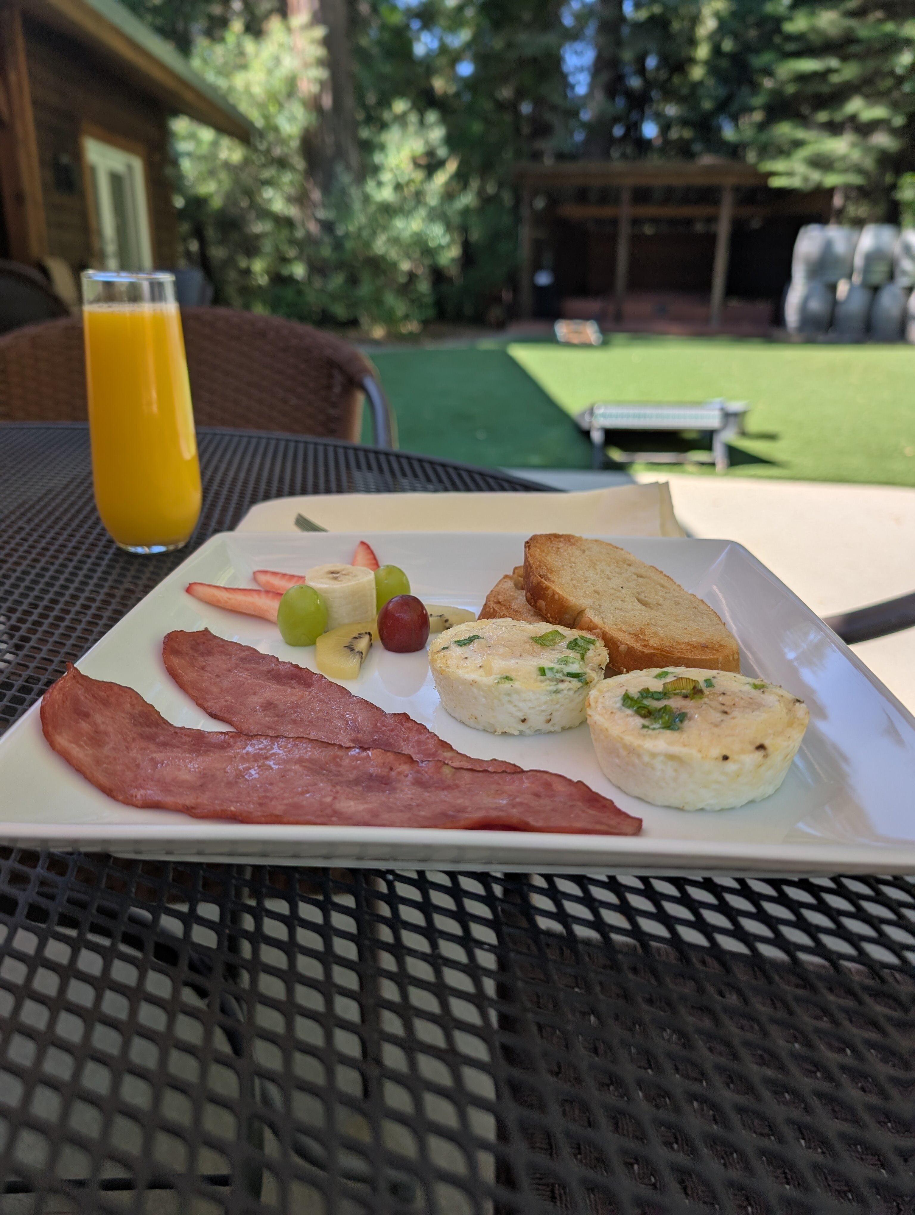 Arnold Black Bear Inn-官方