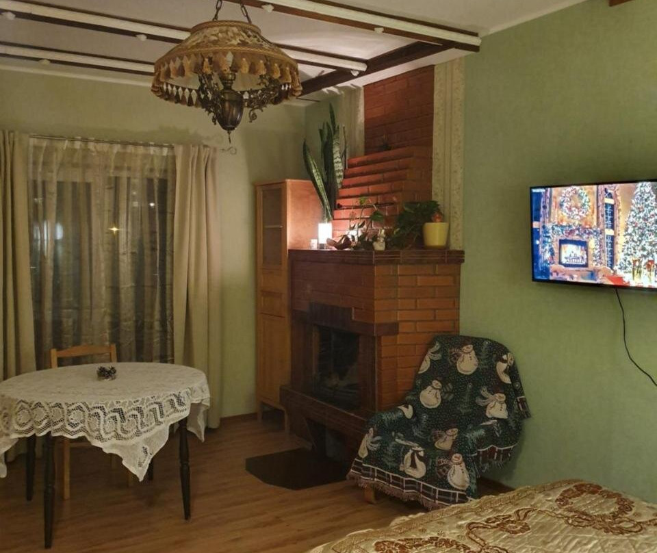 Mezares酒店住宿-Renau