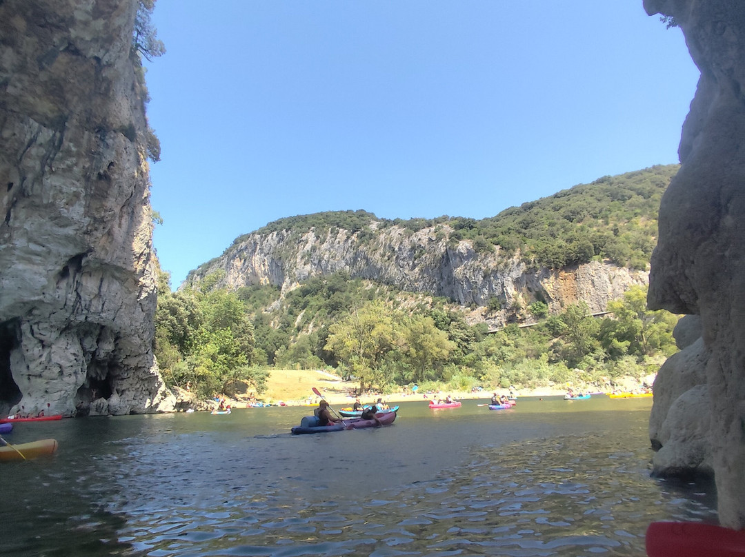 Action Canoe-Kayak La Vernede-瓦隆蓬达尔克必去景点