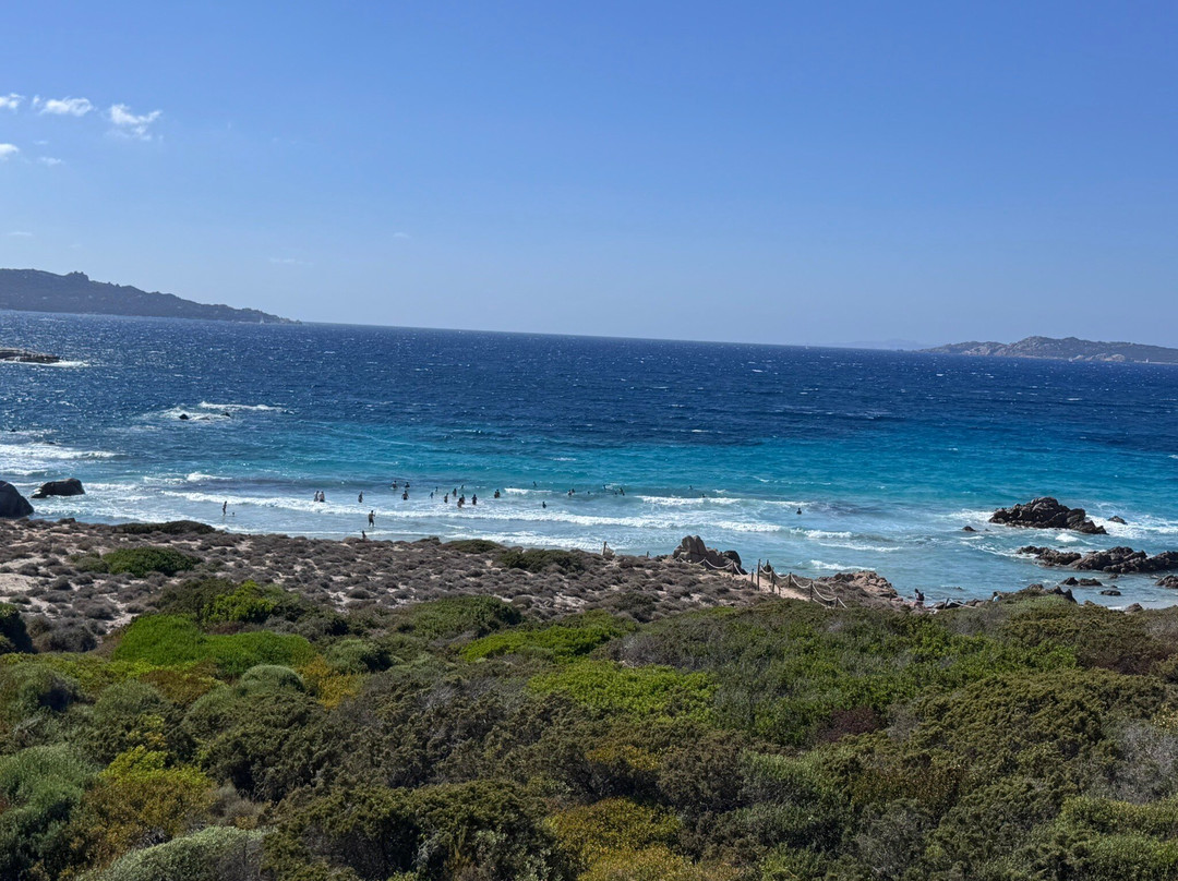 Spiaggia Bassa Trinita-拉马达莱娜必去景点