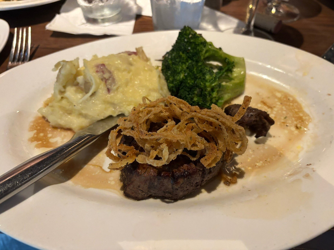 Cooper's Hawk Winery & Restaurant