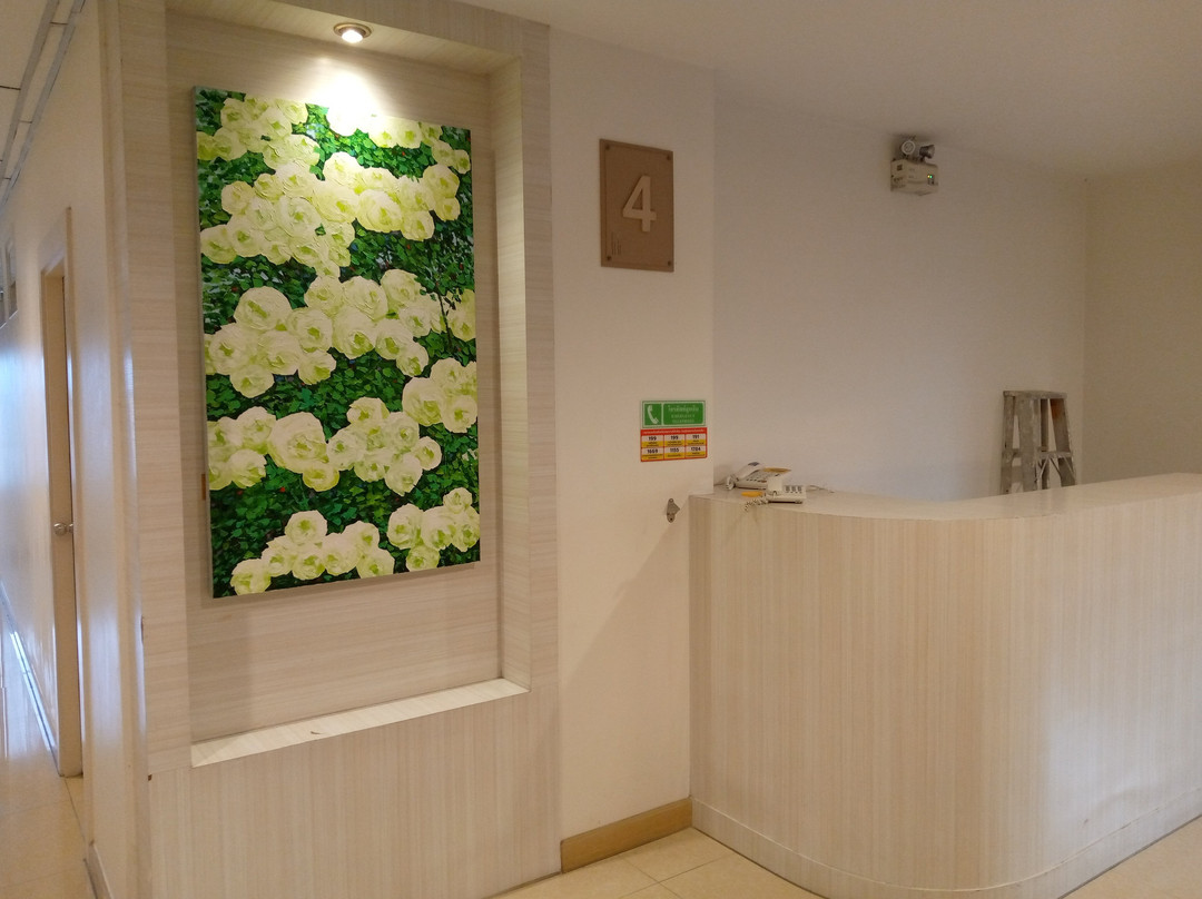 P.A. Thani Hotel主图