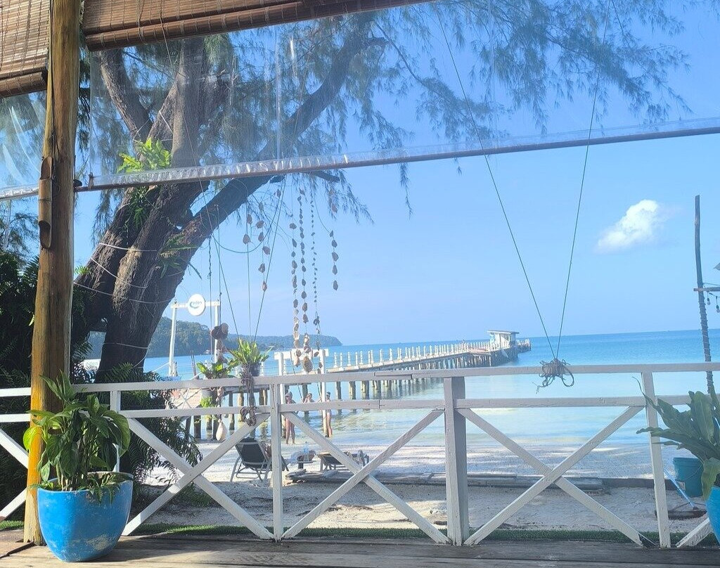 Eden Beach Resort By EHM主图