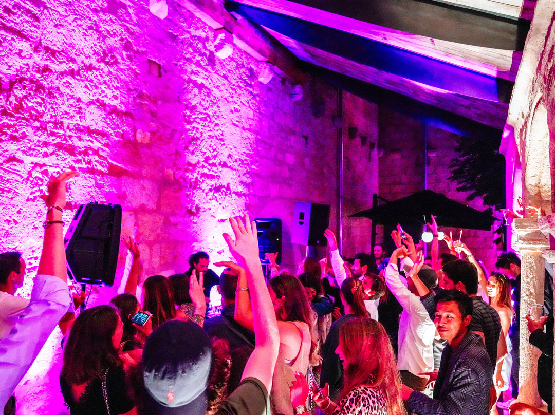 Cloître des Cordeliers-圣埃美隆必去景点