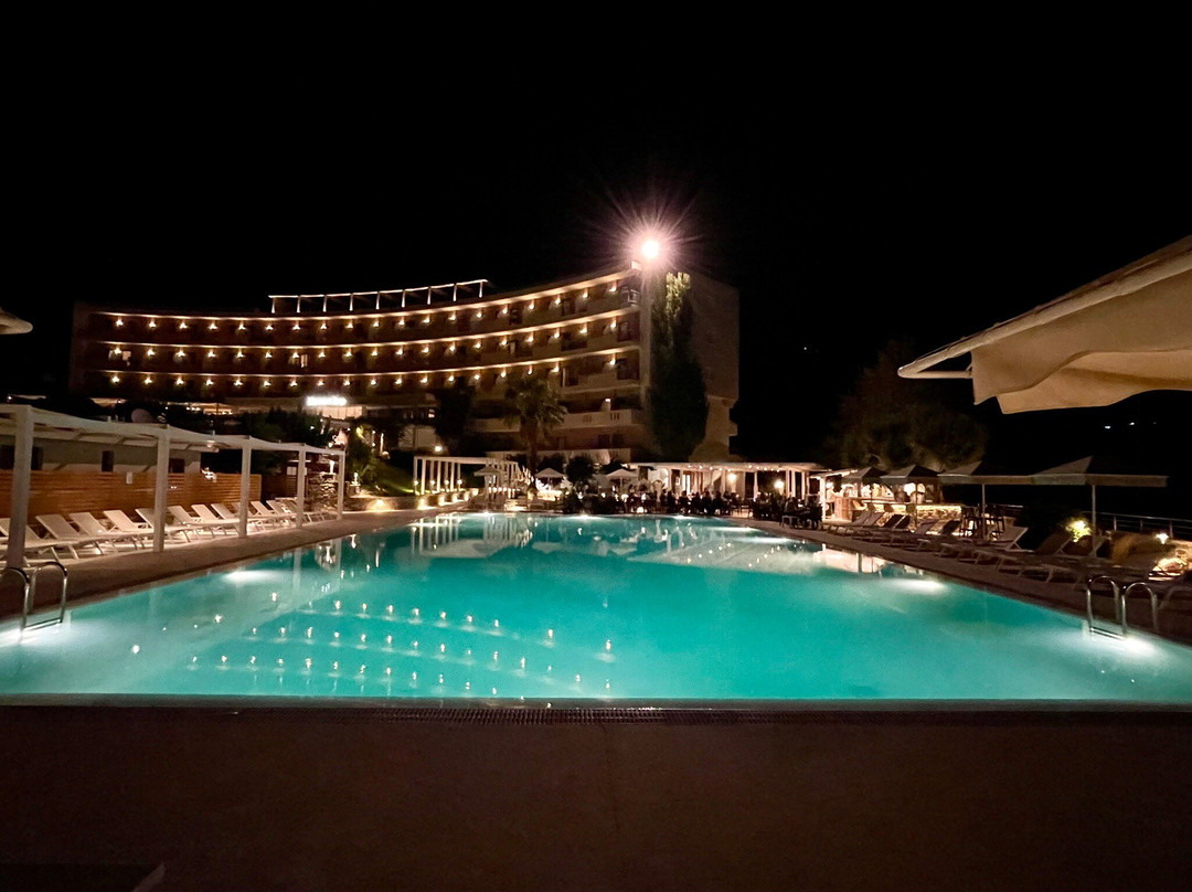 Marmari Bay Hotel主图