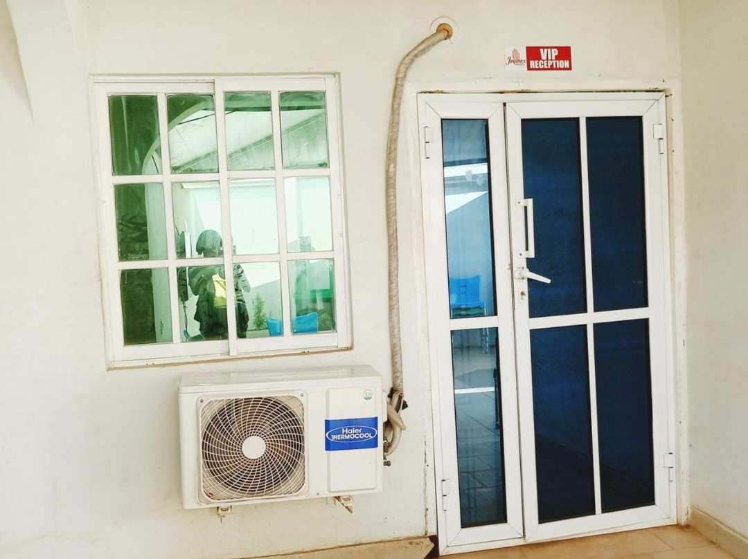 Jeymax Hotel & Suite