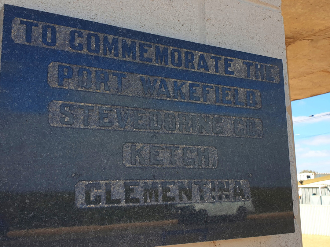 Sailing Ketch Memorial-Port Wakefield必去景点