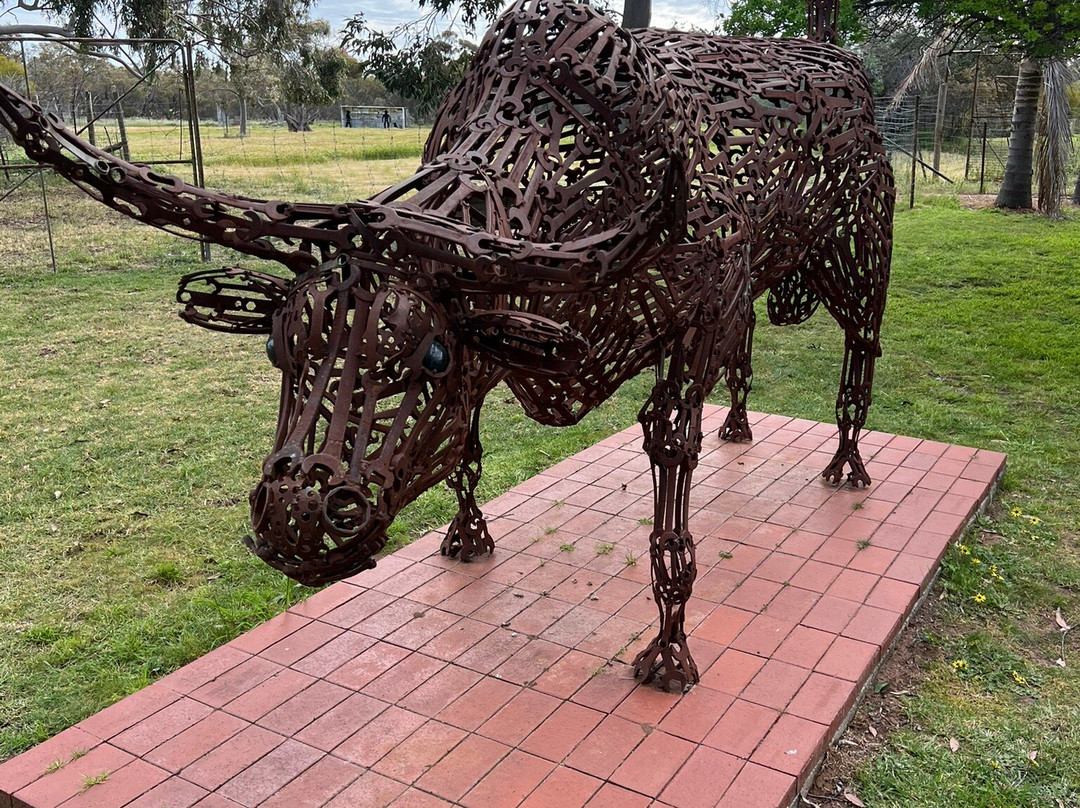 Piccoli’s Spanner Sculptures-Boort必去景点