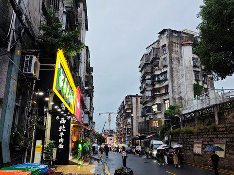 蜂巢山路小商品夜市-厦门市必去景点