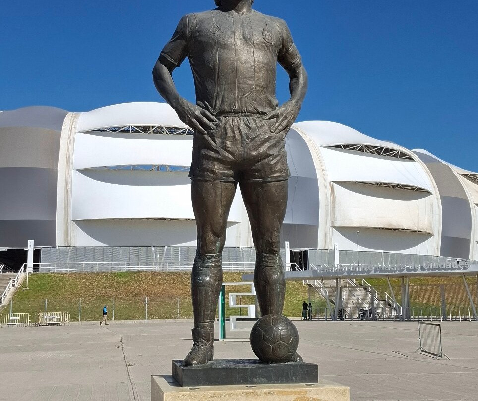 Monumento A Diego Armando Maradona-Santiago del Estero必去景点