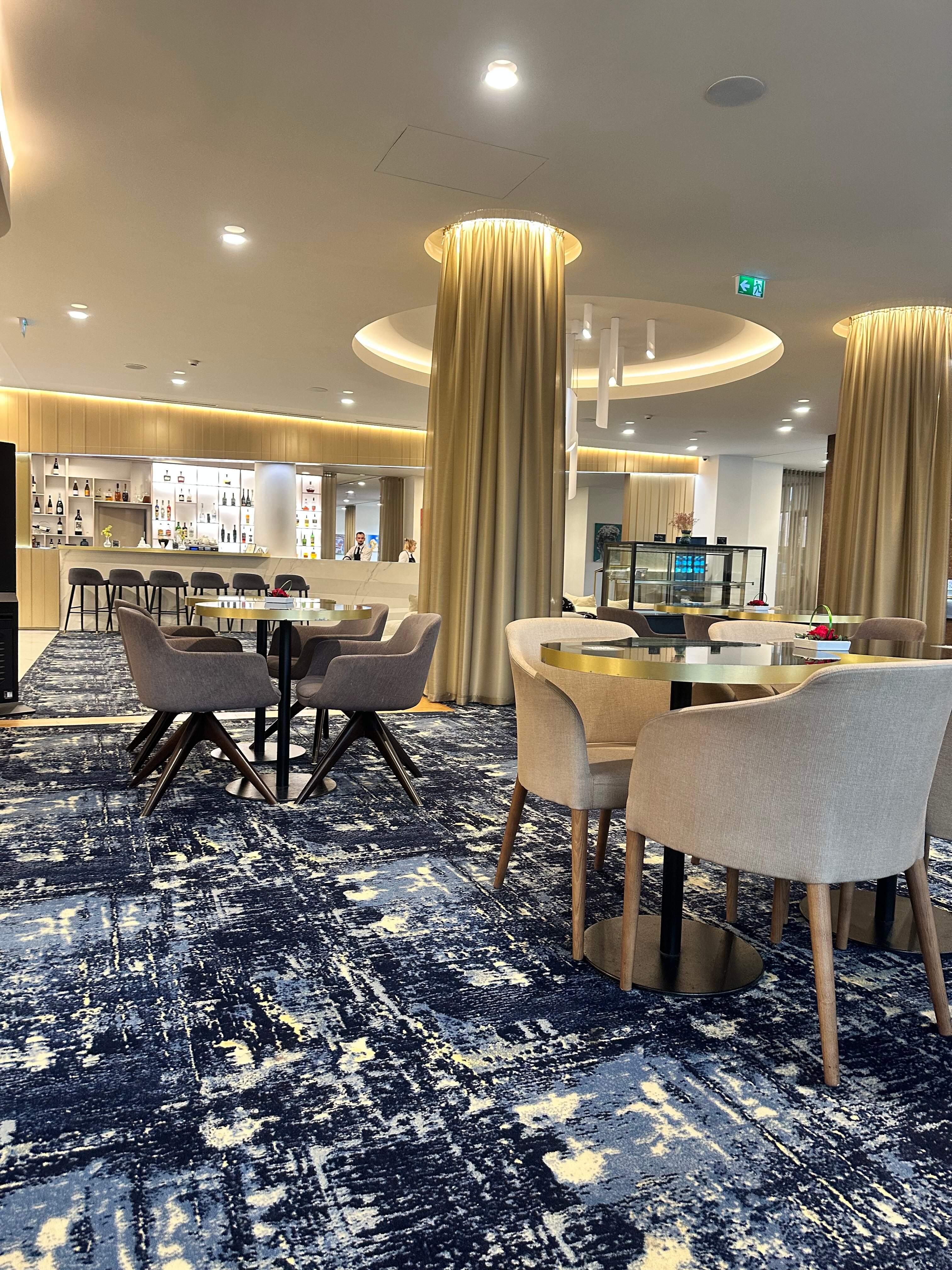 The President-浴室