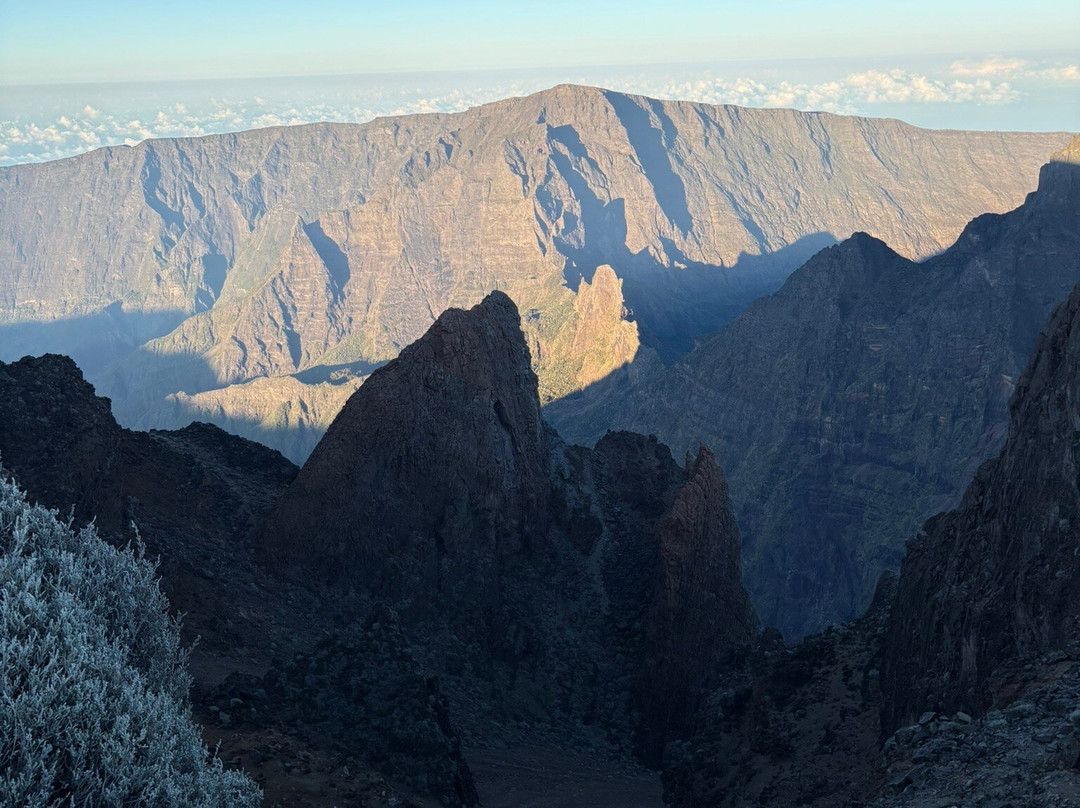 Austral Altitude-圣丹尼必去景点