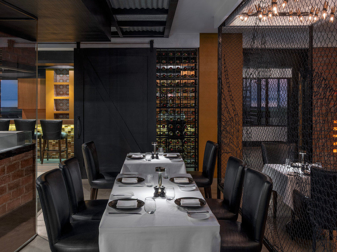 Bushman's Restaurant & Bar主图