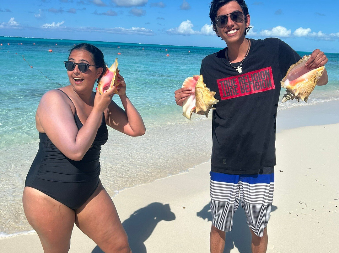 Grace Bay Adventures-格雷斯湾必去景点