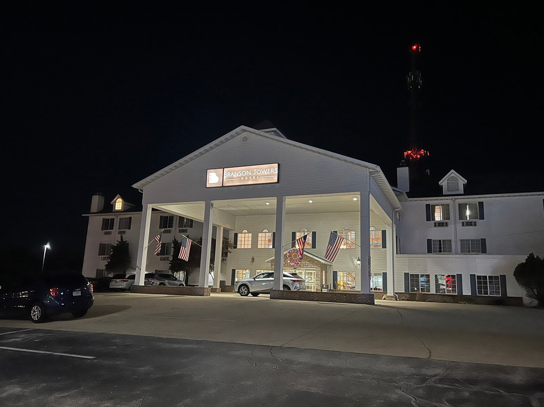 Branson Towers Hotel主图