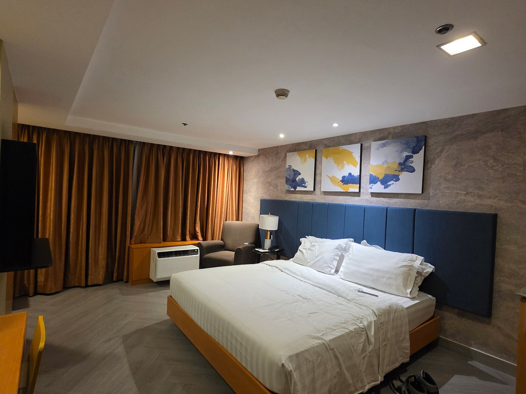 Greenhills Elan Hotel Modern主图