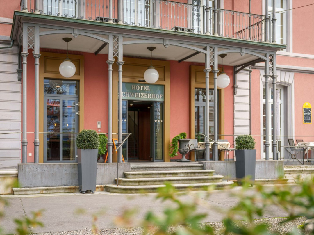 巴塞尔施维瑟酒店