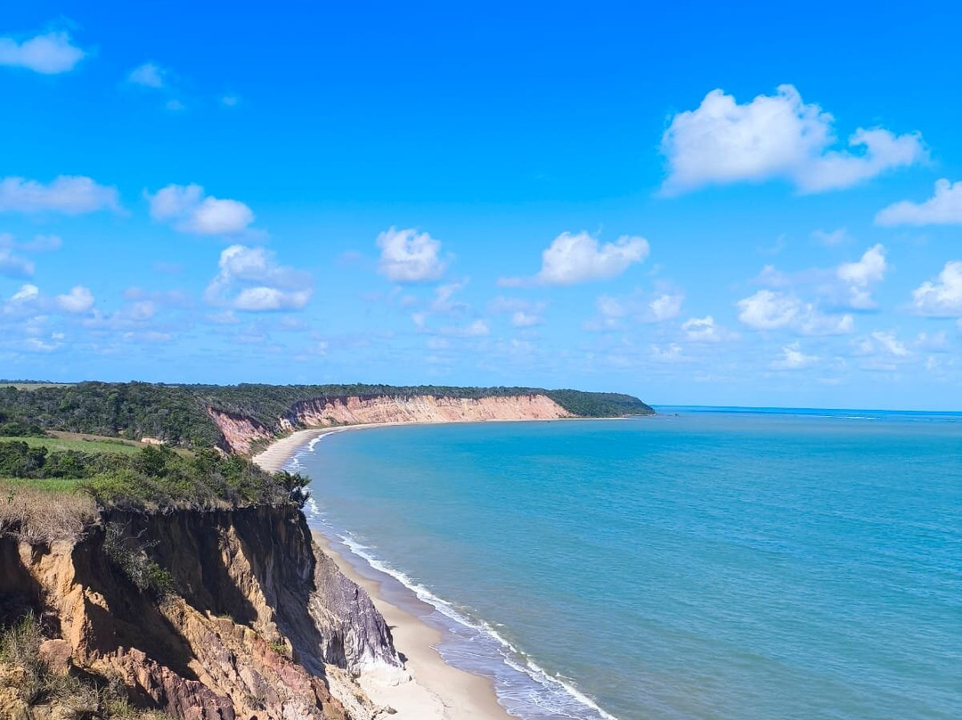 Praia do Carro Quebrado-Barra de Santo Antonio必去景点